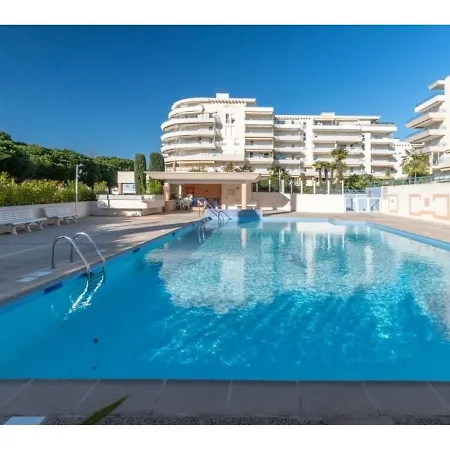A Frejus, Piscine, A 500m, Clim, Parking, Terrasse, 4 Couchages - Fr-1-226a-110 * Frejus