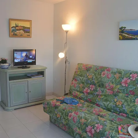 Апартаменты A Frejus, Piscine, A 500m, Clim, Parking, Terrasse, 4 Couchages - Fr-1-226a-110 Фрежюс
